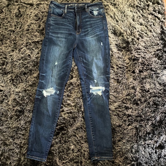 American Eagle Outfitters Pants - American Eagle ripped skinny jeans